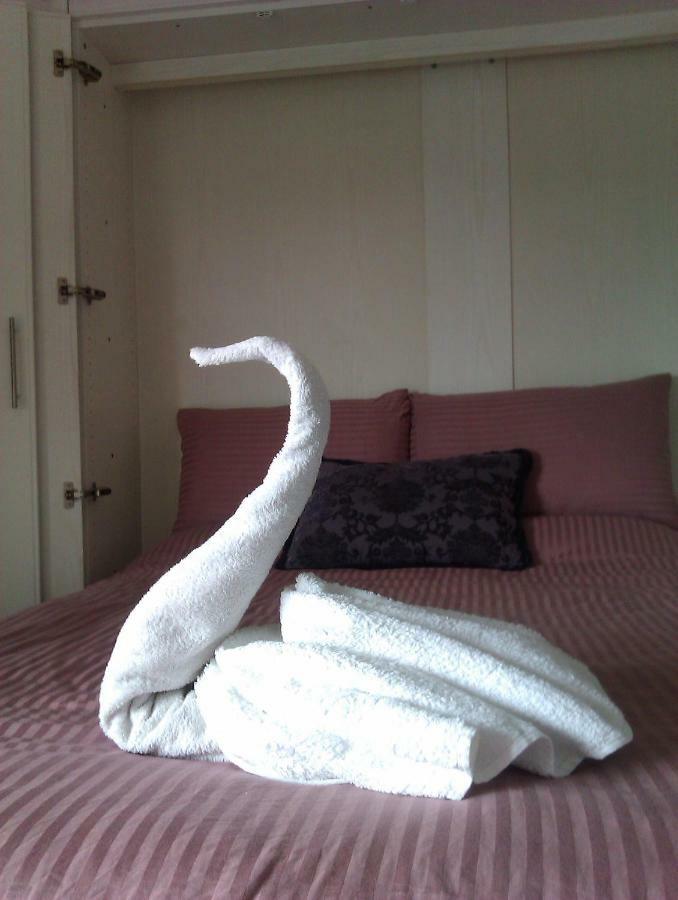 "New Entire Flat Zone2 - 20Min To Central" Apartment Londra Exterior foto